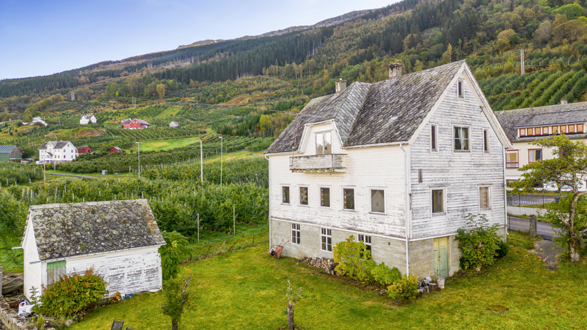 Fjordavegen 4877