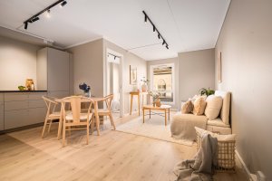 Meget fin og tiltalende leilighet i borettslaget Rosenbergsgaten 20. Bo skjermet, men tett på bylivet 