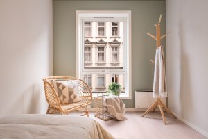 Lyse, trivelige rom. 