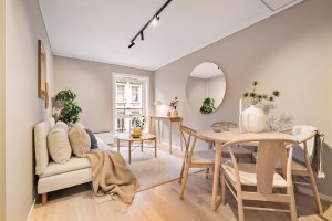 Koselig sone for avslapning eller gjester i en arealeffektiv leilighet