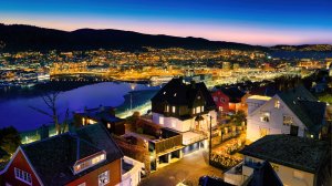 Velkommen til Bellevue 5A. En attraktiv enebolig med stort potensiale i et av byens mest attraktive strøk. 