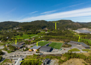 Kuventræ idrettsanlegg og Osbadet noen minutter unna.