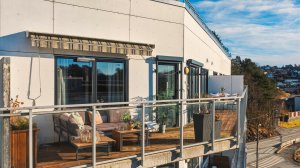 Balkongen har en attraktiv størrelse som gir fleksible bruksmuligheter