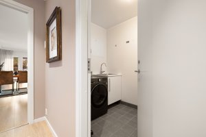 Foruten badene er det separat vaskerom/bod tilrettelagt for oppkobling av vaskemaskin. 