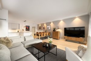 Legg merke til den flotte lyskassen, som skaper en fin kontrast når nattemørket senker seg.