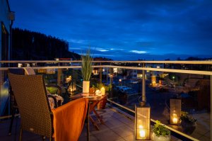 Her kan man nyte sene kvelder.