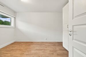 Romslig soverom på ca. 12 m².