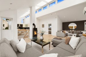 Fin overgang mellom stue og kjøkken