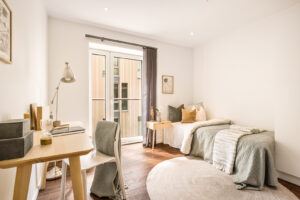 Rommet måler 12,1 m²