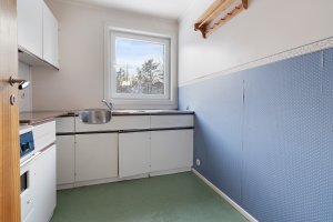 UTLEIEDEL - Eget kjøkken på 5.3 m² som ligger vegg i vegg med stuen