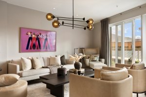 Leiligheten har energibesparende løsninger og lave driftsutgifter | Fellesutgifter dekker bl.a. vaktmestertjeneste, gartner, renhold av fellesareal og snømåking