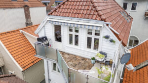 HER ER DET GOD PLASS TIL SITTEGRUPPE OG GRILL