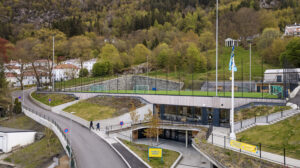 Munkebotn ligger strategisk fint til mellom Varegg Arena (bildet) og Stemmemyren idrettsanlegg