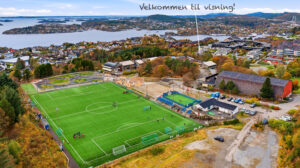 Olsvikhallen ligger kun ca. 4 minutters gange unna og byr på et variert aktivitetstilbud. Barnefamilier vil sette pris på den korte avstanden til både skole, barnehage og fritidsaktiviteter.